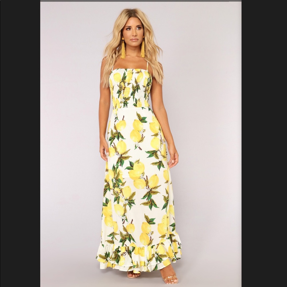 Fashion Nova Lemon Print Maxi Dress